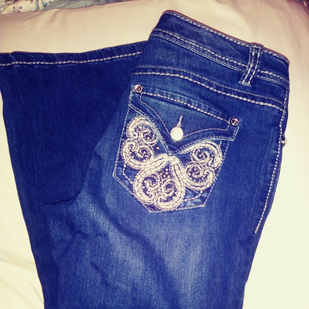 Women's Nine West size 8 jeans